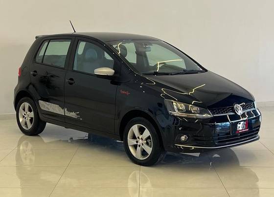 VOLKSWAGEN FOX 1.6 MI ROCK IN RIO 8V FLEX 4P MANUAL VOLKSWAGEN FOX 1.6 MI ROCK IN RIO 8V FLEX 4P MANUAL